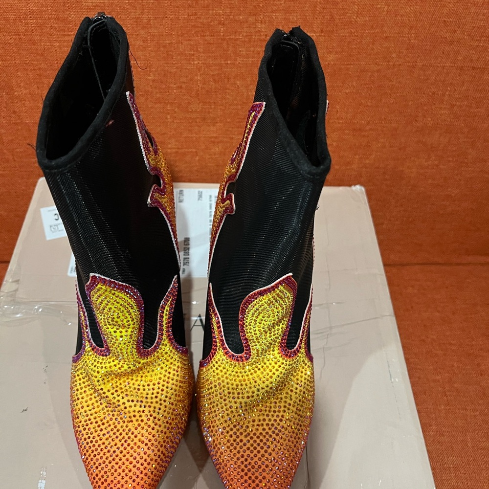 Thalia Sodi Black and Yellow Flame Heeled Boots - Picture 7 of 7